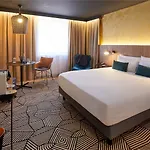 Mercure Centre Gare Hotell 4*