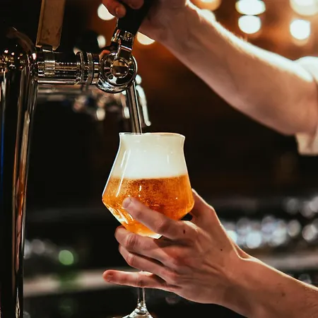 Mercure Centre Gare Hotel 4*