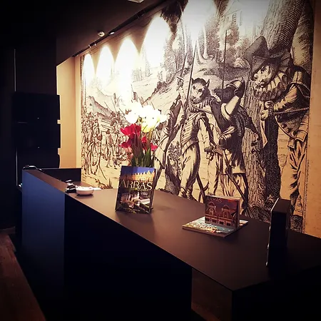מלון Mercure Centre Gare 4*