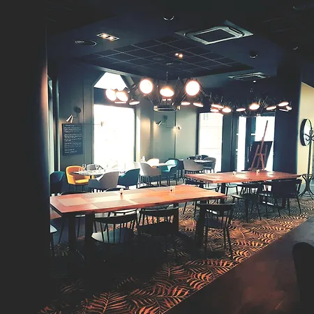 Mercure Centre Gare Hotel 4*