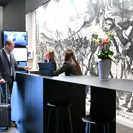 Mercure Centre Gare Hotel