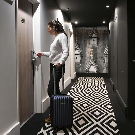 Mercure Centre Gare 4*
