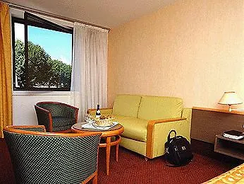 Mercure Centre Gare 4*