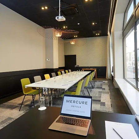 Mercure Centre Gare מלון 4*