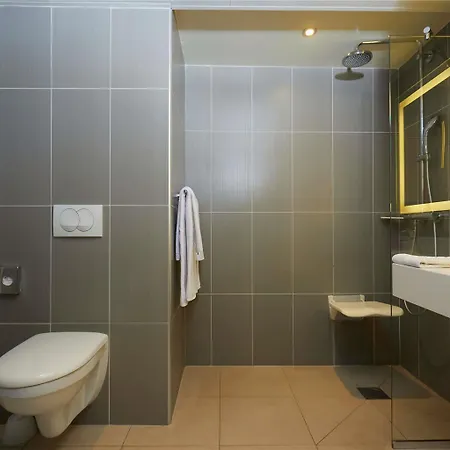 Mercure Centre Gare 4*