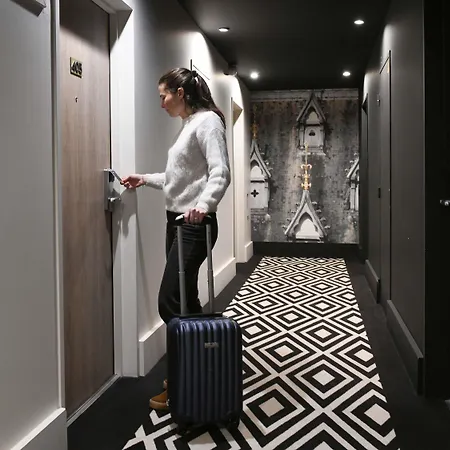 Mercure Centre Gare Szálloda 4*
