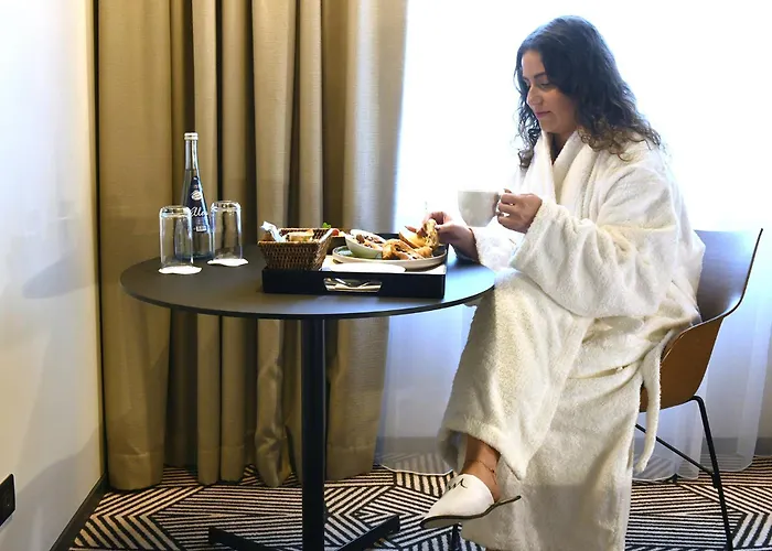 Hotel Mercure Centre Gare 4*