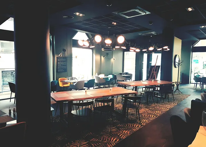 Mercure Centre Gare Hotel 4*