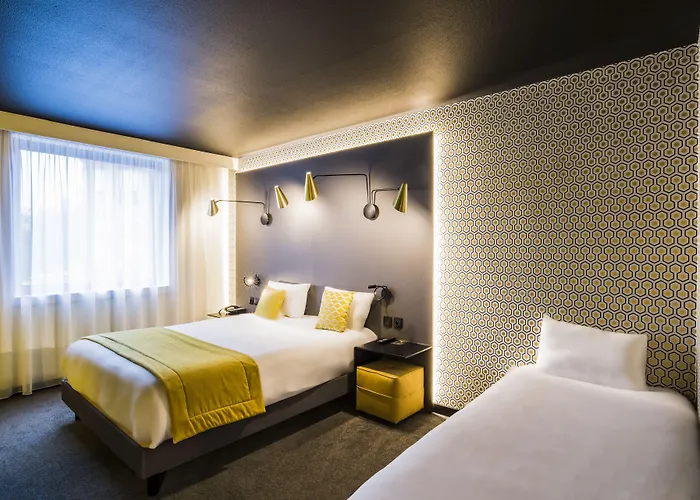 Mercure Centre Gare Hotell 4*