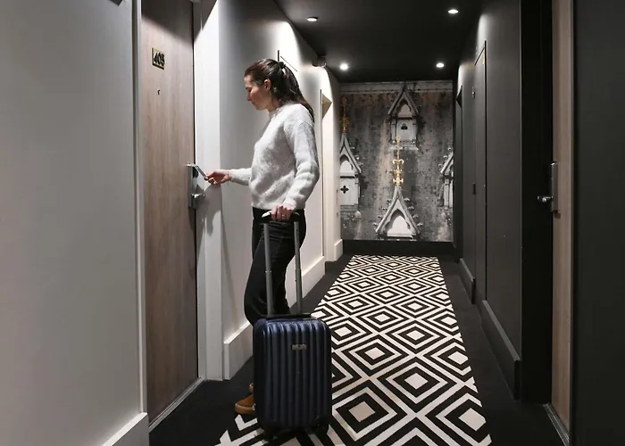 Mercure Centre Gare 4*